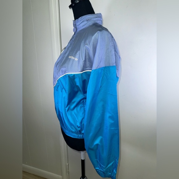 VINTAGE Adidas Women's Blue and Silver Qtr Zip Jacket - Picture 8 of 13